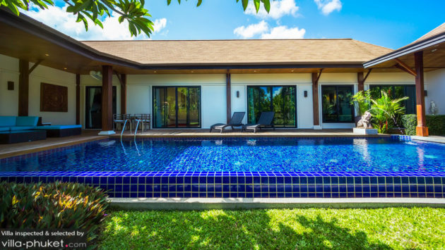 Rawai Beach Villa with pool for rent