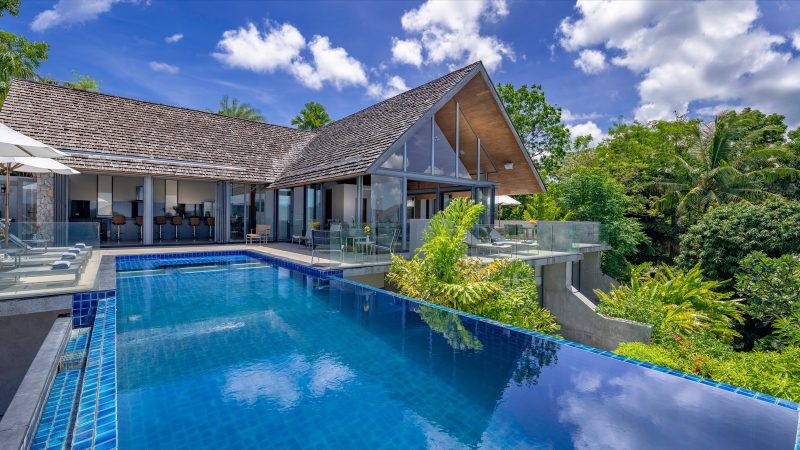 elegant modern home overlooking Patong Harbour with 13-meter infinity swimming pool